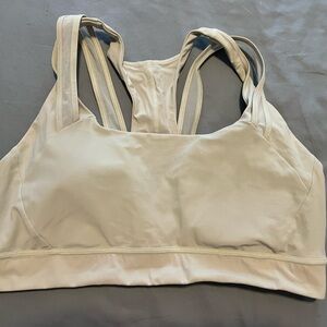 Lululemon sports bra, size 12, mint green color, great condition